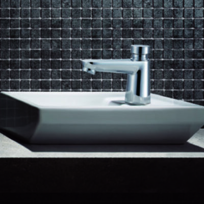 スクエア型オーバーカウンター手洗器+コスタ洗面単水栓(壁給水・壁排水タイプ)
